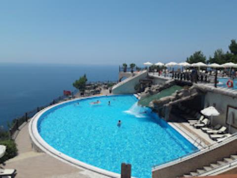 Kleopatra Beach Hotel